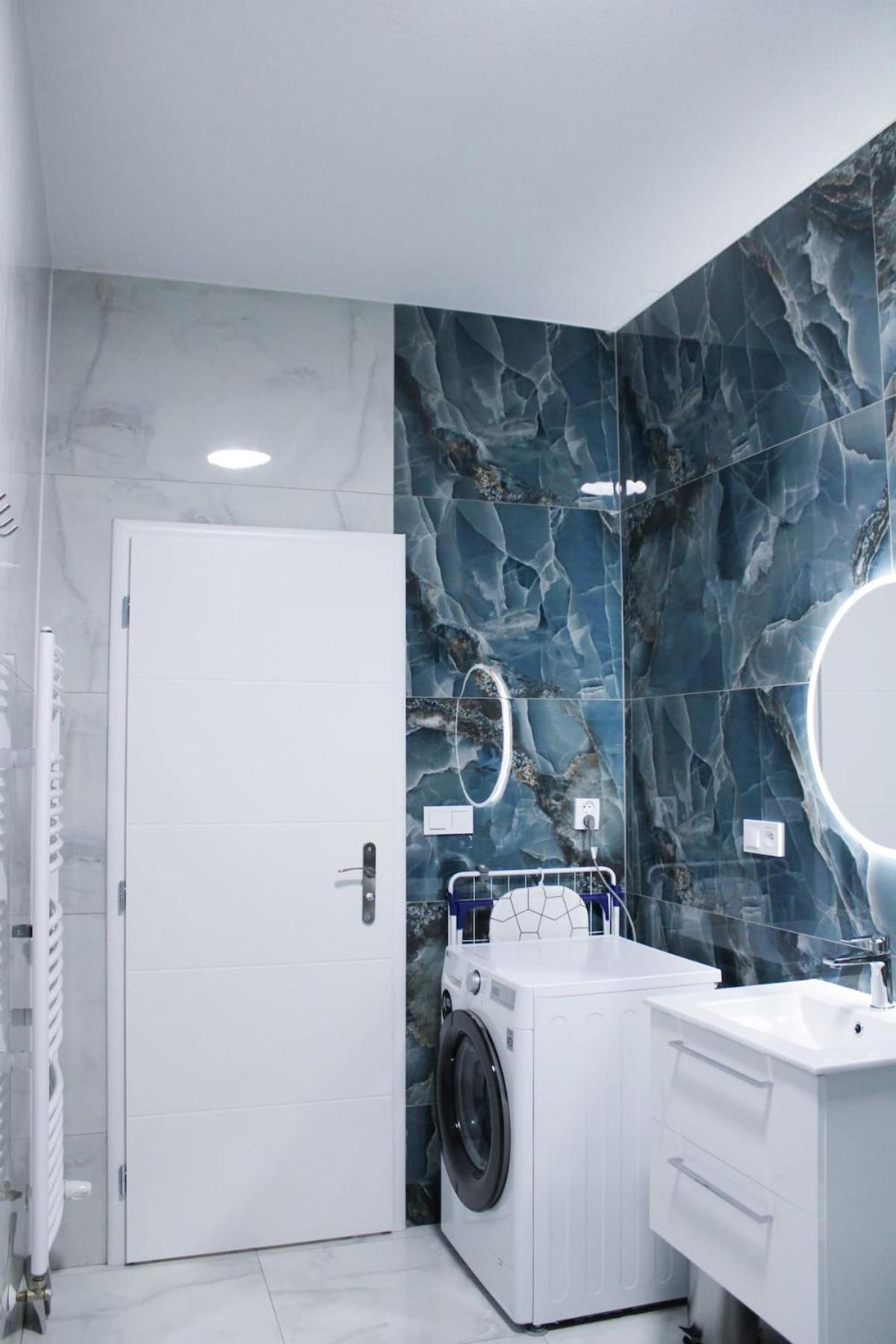 Apartamento Lyly - Free Parking, Near The Metro Praga
